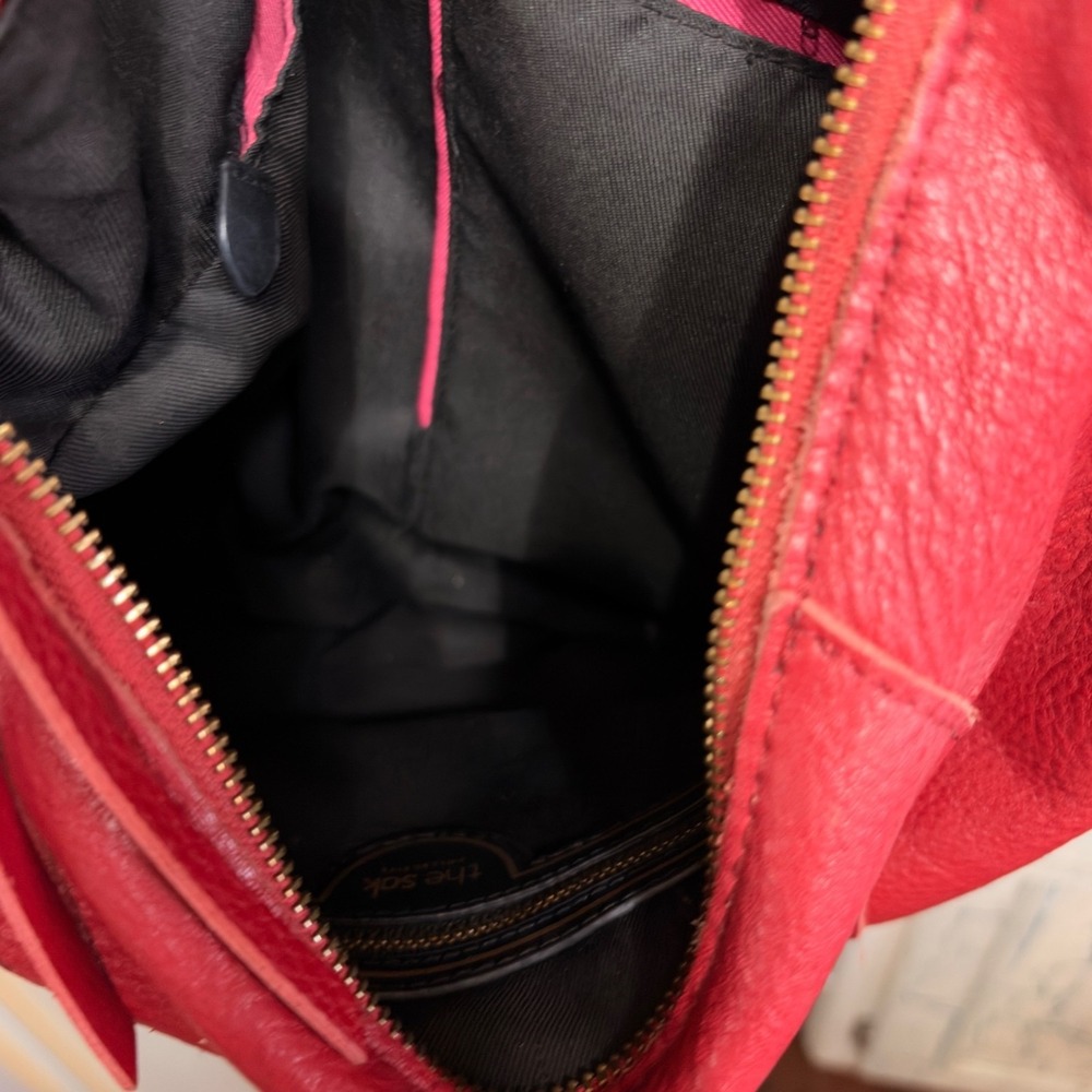 VTG The Sak Sequoia Hobo Bag Soft Pebble Leather Knots Pop of Red Cherry Red Y2K - Picture 10 of 10